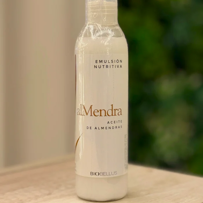 EMULSIÓN NUTRITIVA DE ALMENDRAS
